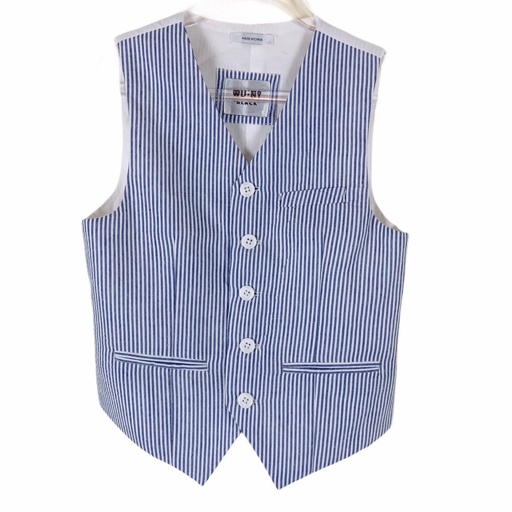 WD.NY Size 8 Blue Seersucker Vest